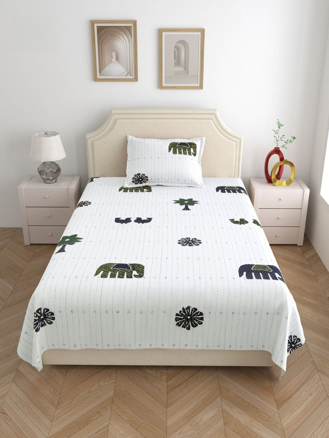 GUJRI PATCH Single Bed Bedsheet